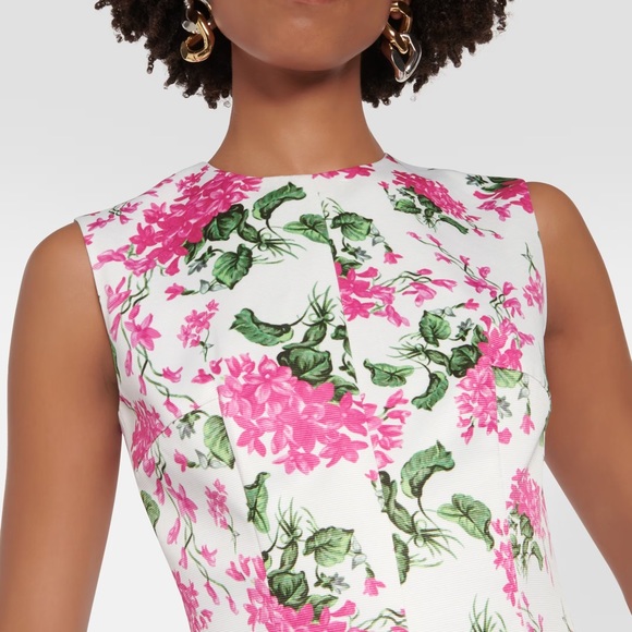 🌸 Stylish Garden Party ! Emilia Wickstead
Mara Floral Midi-Dress 🌸 - Picture 6 of 16